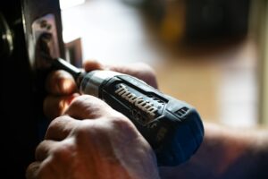 how to check if a contractor is bonded