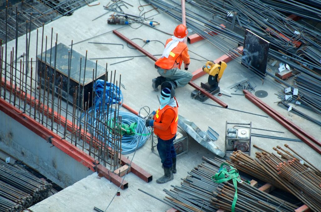 How does bonding work in construction