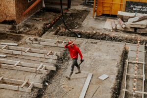 how to become a contractor