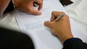 can a bail bond agent enter your home